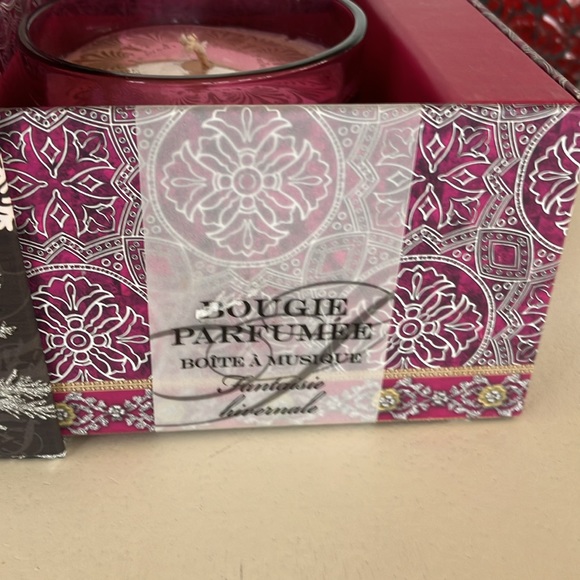 NWT Punch Studio Collectible Scented Candle & Music Box, Plays “Joy To The World - Picture 2 of 8